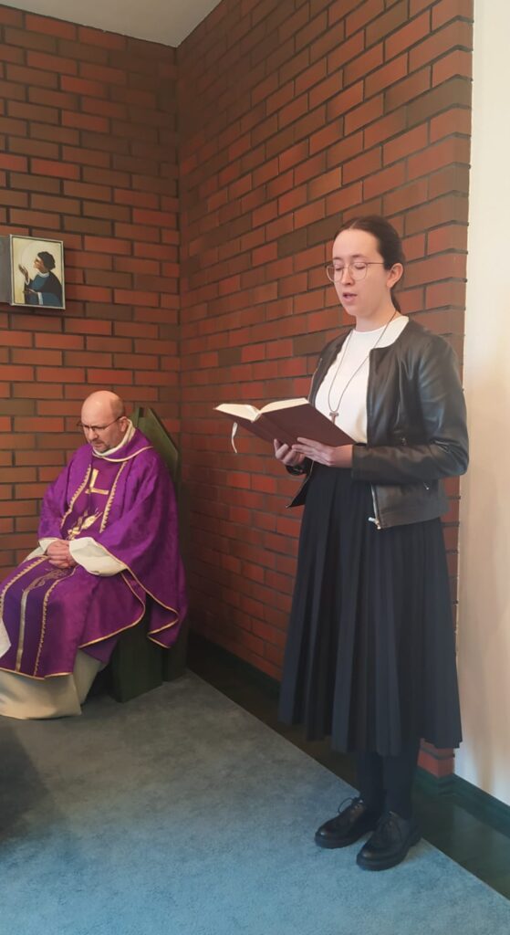 OBCHODY JUBILEUSZU URODZIN OJCA ZAŁOŻYCIELA Ojciec Założyciel OBCHODY JUBILEUSZU URODZIN OJCA ZAŁOŻYCIELA Ojciec Założyciel