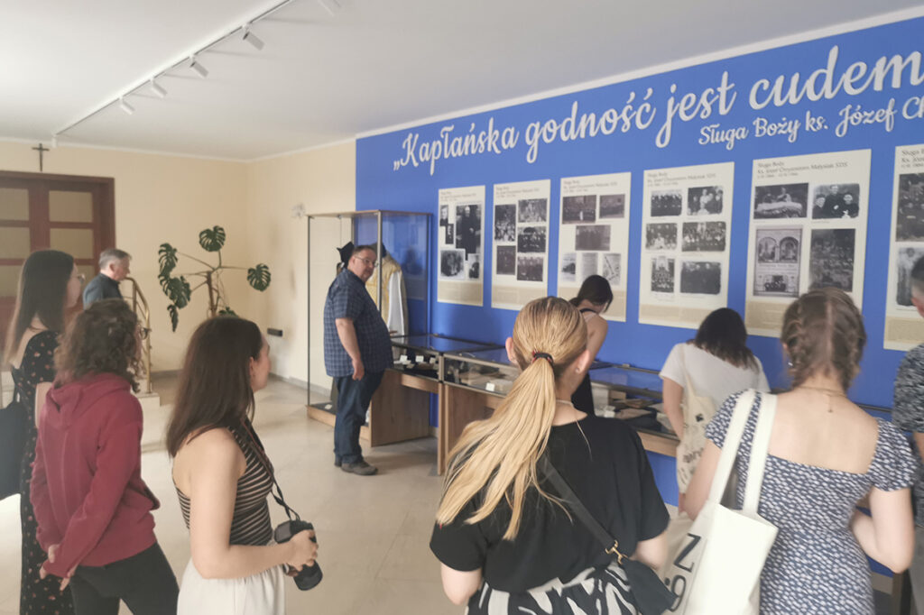 INTEGRACJA STUDENTÓW W KAZIMIERZU Apostolstwo Sióstr INTEGRACJA STUDENTÓW W KAZIMIERZU Apostolstwo Sióstr