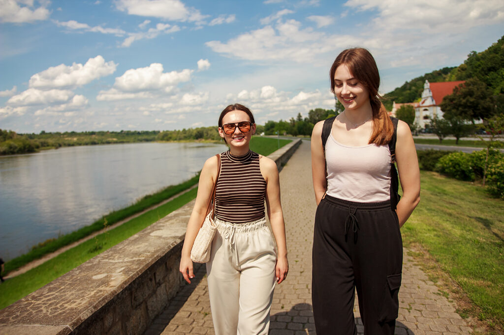 INTEGRACJA STUDENTÓW W KAZIMIERZU Apostolstwo Sióstr INTEGRACJA STUDENTÓW W KAZIMIERZU Apostolstwo Sióstr