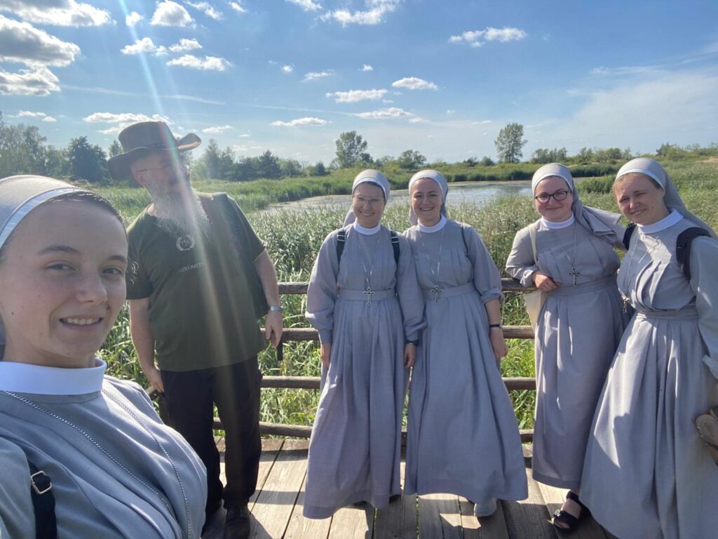 LETNI ZJAZD SIÓSTR JUNIORYSTEK Juniorat LETNI ZJAZD SIÓSTR JUNIORYSTEK Juniorat