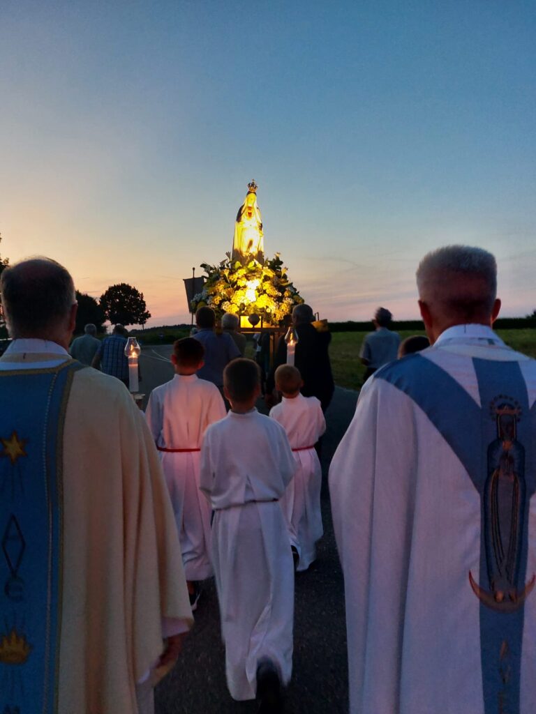 WIELKI DZIEŃ MODLITWY Apostolstwo Sióstr WIELKI DZIEŃ MODLITWY Apostolstwo Sióstr