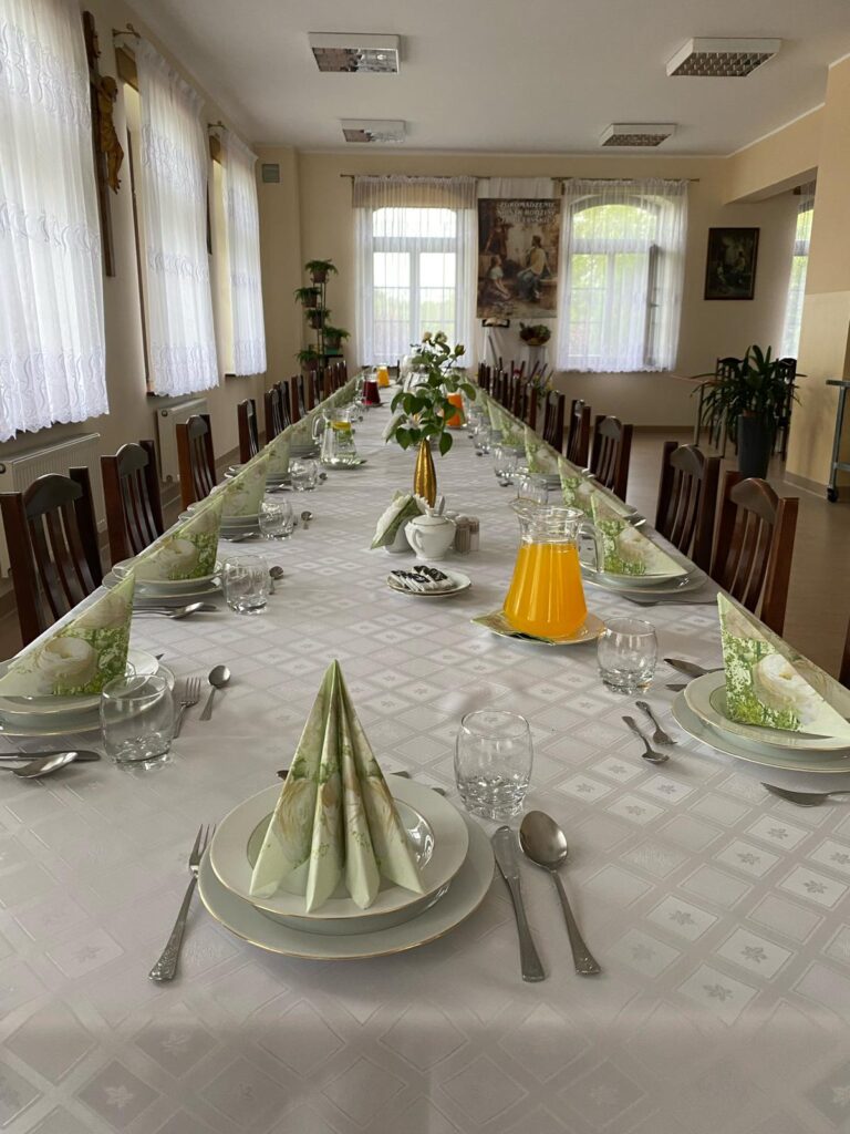 OBŁÓCZYNY S. DOROTY Z życia Zgromadzenia OBŁÓCZYNY S. DOROTY Z życia Zgromadzenia