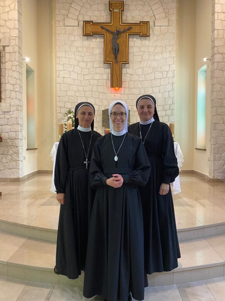 OBŁÓCZYNY S. DOROTY Z życia Zgromadzenia OBŁÓCZYNY S. DOROTY Z życia Zgromadzenia