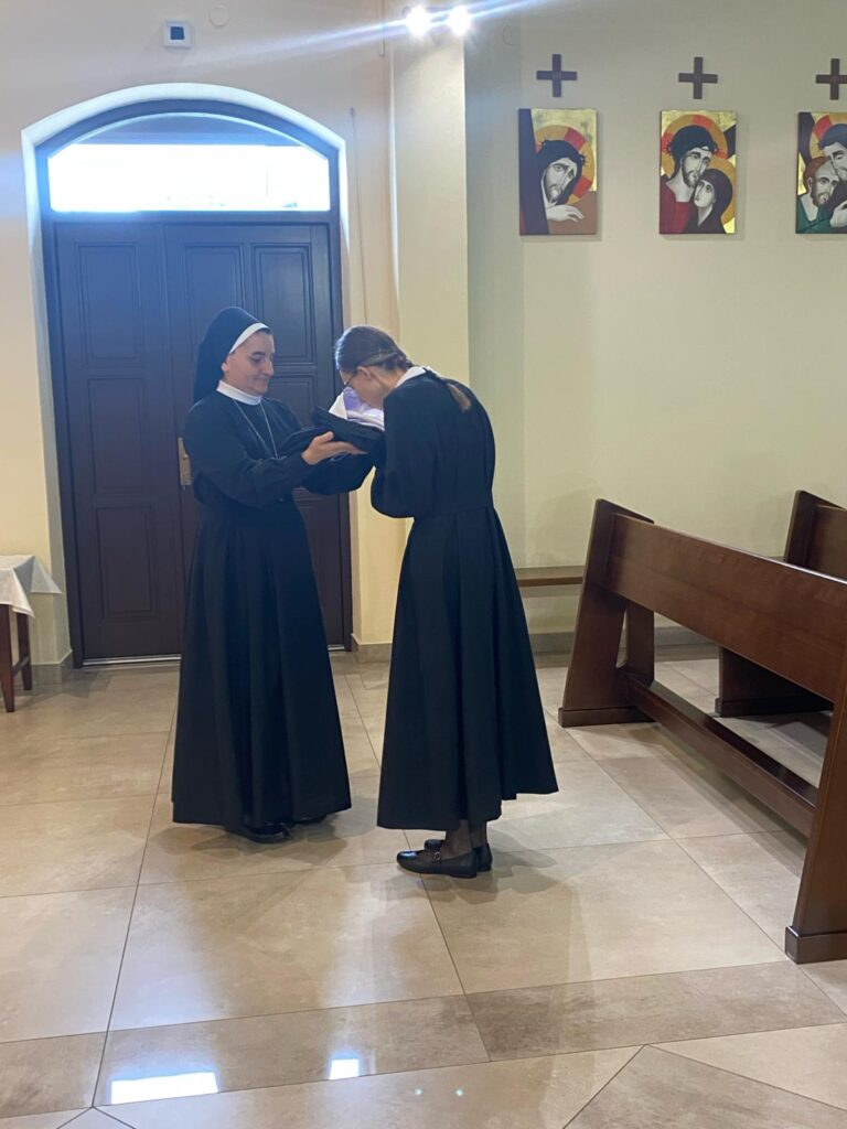 OBŁÓCZYNY S. DOROTY Z życia Zgromadzenia OBŁÓCZYNY S. DOROTY Z życia Zgromadzenia