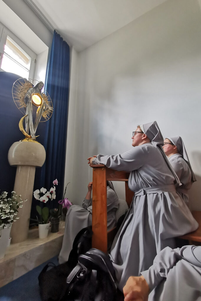 LETNI ZJAZD SIÓSTR JUNIORYSTEK Juniorat LETNI ZJAZD SIÓSTR JUNIORYSTEK Juniorat