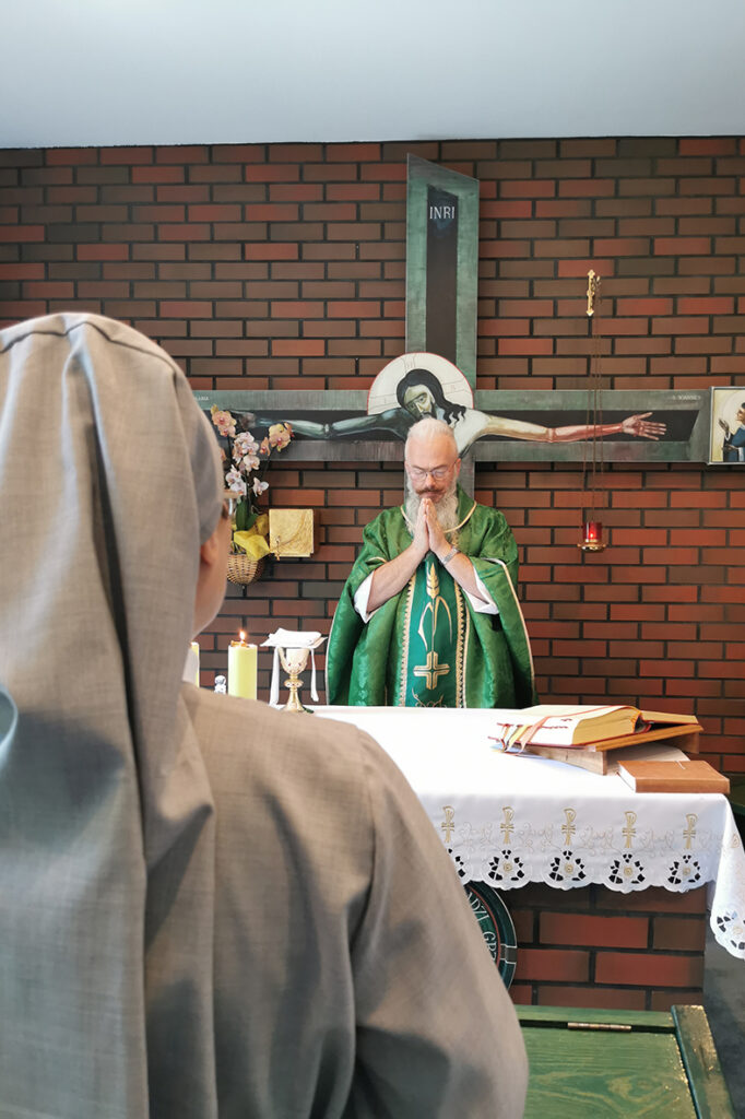 LETNI ZJAZD SIÓSTR JUNIORYSTEK Juniorat LETNI ZJAZD SIÓSTR JUNIORYSTEK Juniorat