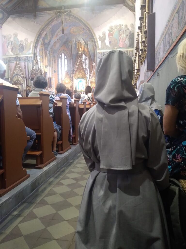 PIELGRZYMKA DO SWARZEWA Apostolstwo Sióstr