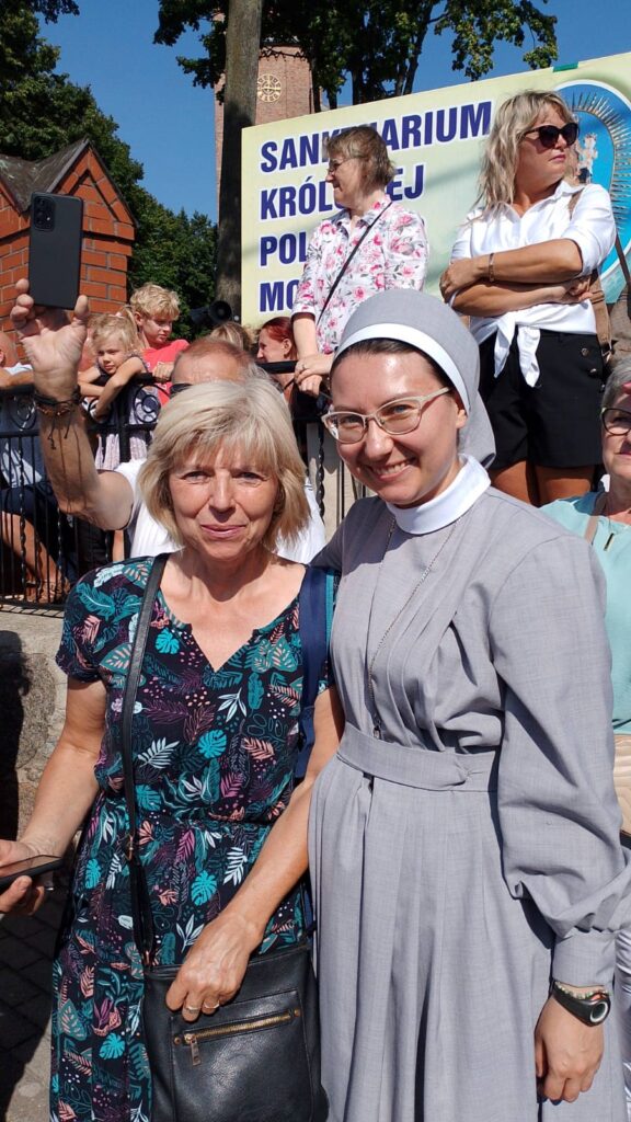 PIELGRZYMKA DO SWARZEWA Apostolstwo Sióstr