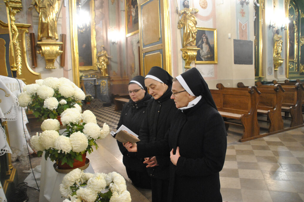 UROCZYSTOŚĆ CHRYSTUSA KRÓLA W NASZYCH WSPÓLNOTACH Święta Patronalne