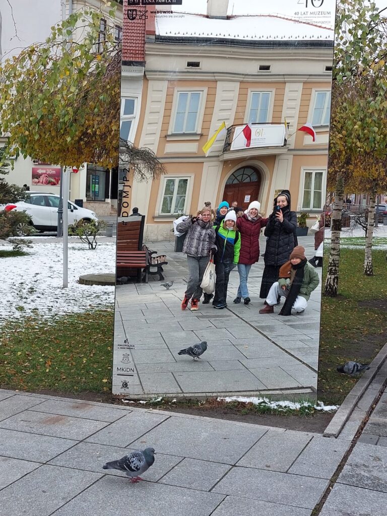 PIELGRZYMKA DO WADOWIC I ŁAGIEWNIK Apostolstwo Sióstr PIELGRZYMKA DO WADOWIC I ŁAGIEWNIK Apostolstwo Sióstr