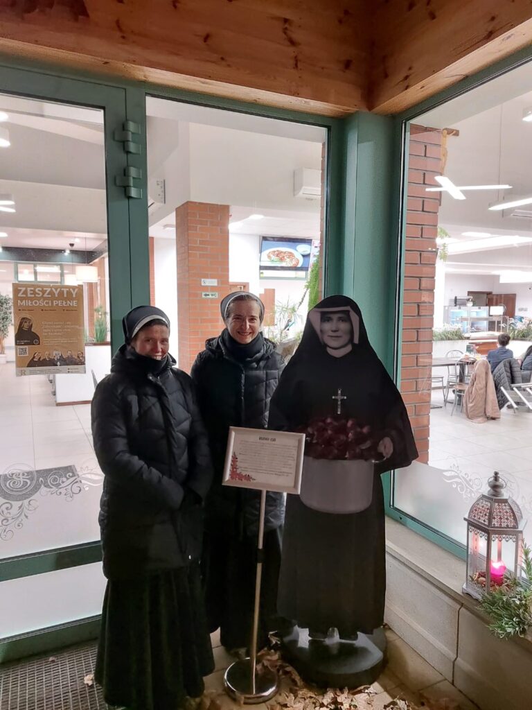 PIELGRZYMKA DO WADOWIC I ŁAGIEWNIK Apostolstwo Sióstr PIELGRZYMKA DO WADOWIC I ŁAGIEWNIK Apostolstwo Sióstr