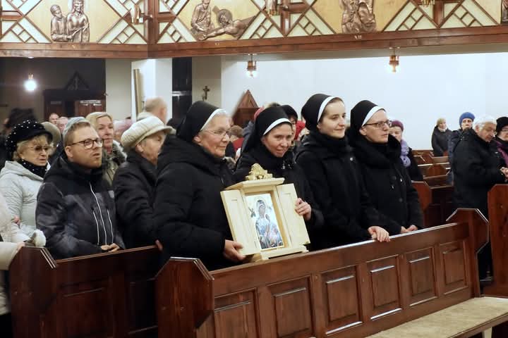 REKOLEKCJE MARYJNE U ŚW. ANTONIEGO Apostolstwo Sióstr REKOLEKCJE MARYJNE U ŚW. ANTONIEGO Apostolstwo Sióstr
