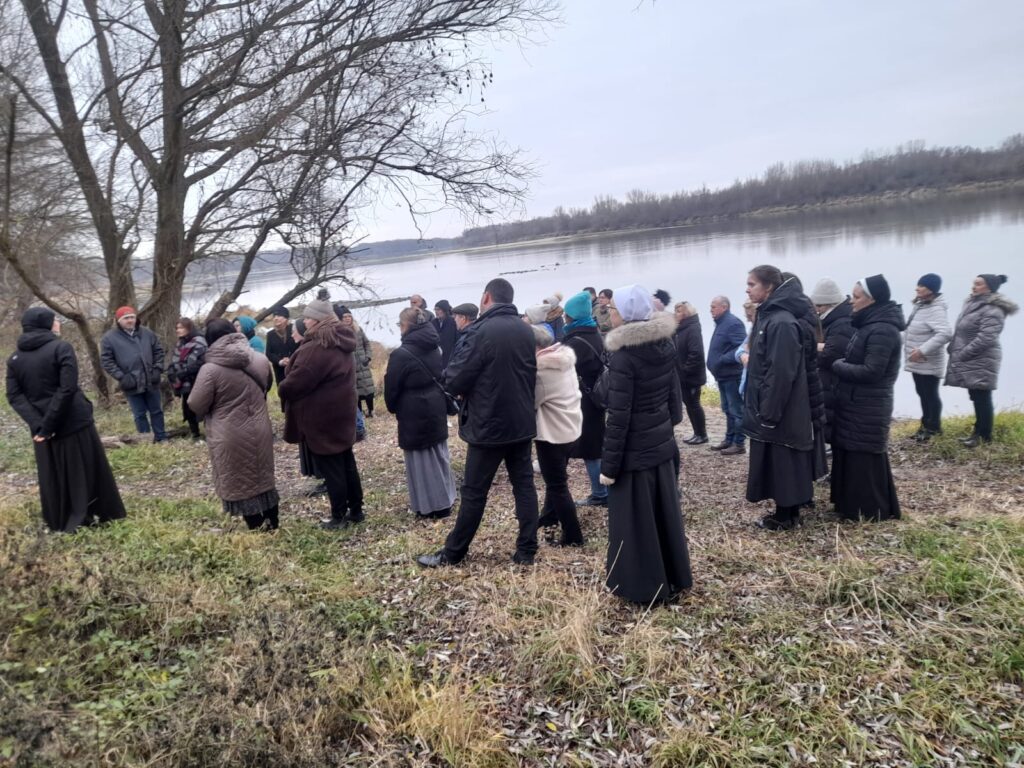 DEKALOG W ŚWIETLE EWANGELII Apostolstwo Sióstr DEKALOG W ŚWIETLE EWANGELII Apostolstwo Sióstr