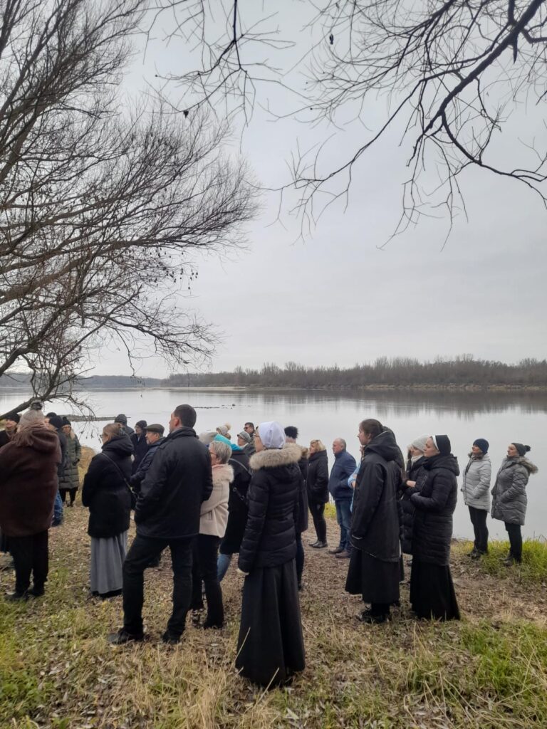 DEKALOG W ŚWIETLE EWANGELII Apostolstwo Sióstr DEKALOG W ŚWIETLE EWANGELII Apostolstwo Sióstr