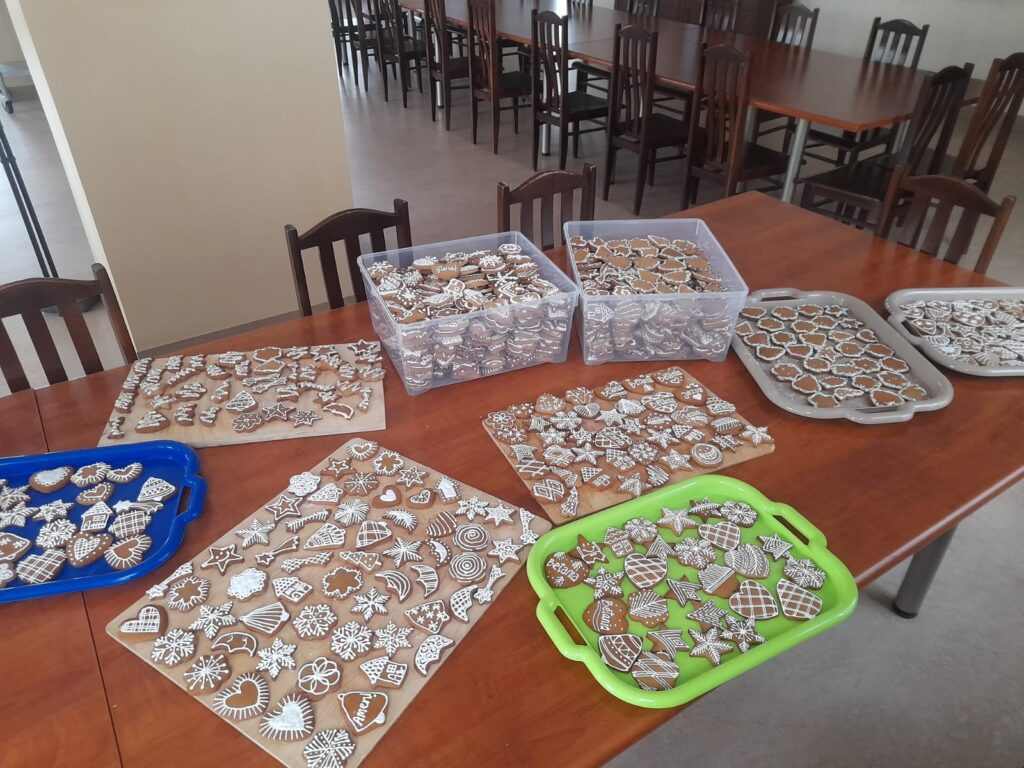 WYPIEKANIE PIERNIKÓW Życie postulatu i nowicjatu