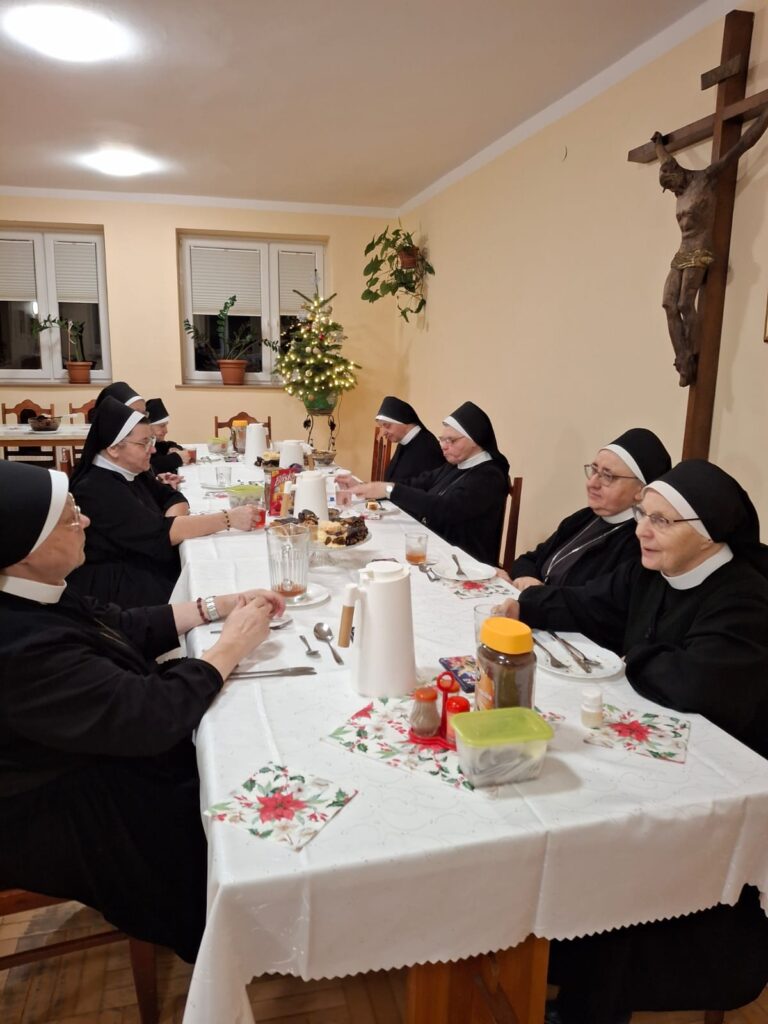 BOŻE NARODZENIE 2024 Z życia Zgromadzenia BOŻE NARODZENIE 2024 Z życia Zgromadzenia