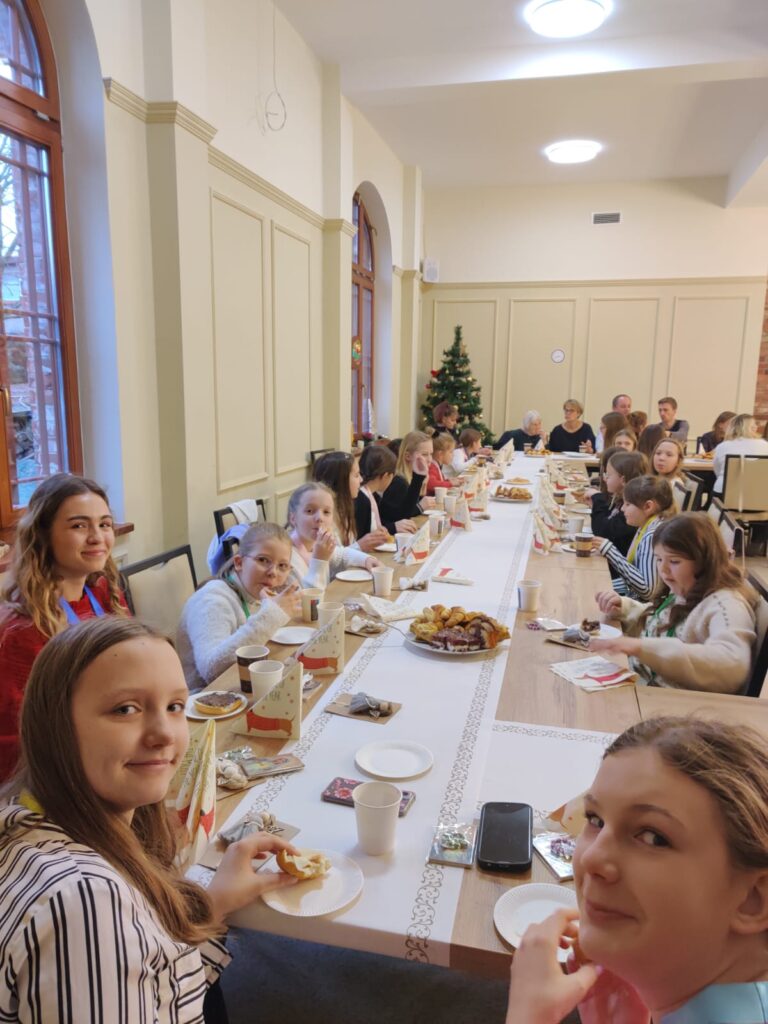 BOŻE NARODZENIE 2024 Z życia Zgromadzenia BOŻE NARODZENIE 2024 Z życia Zgromadzenia