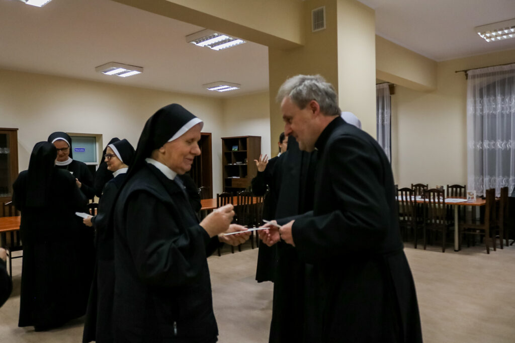 WIGILIA W DOMU GENERALNYM Z życia Zgromadzenia