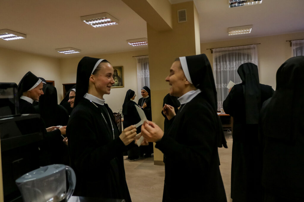 WIGILIA W DOMU GENERALNYM Z życia Zgromadzenia