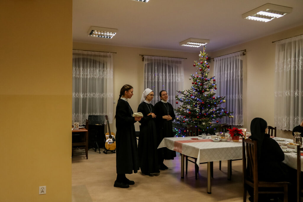 WIGILIA W DOMU GENERALNYM Z życia Zgromadzenia