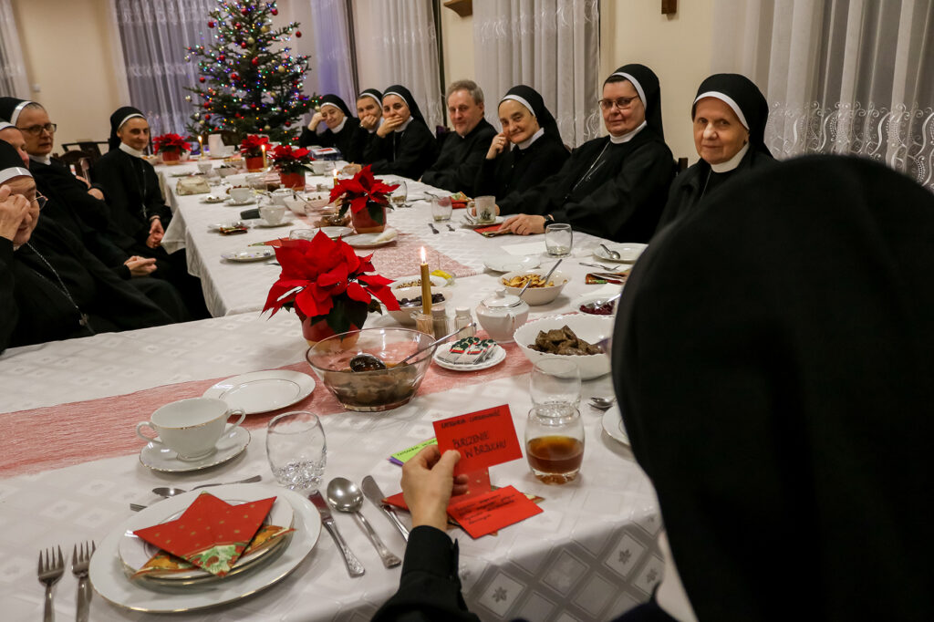 WIGILIA W DOMU GENERALNYM Z życia Zgromadzenia