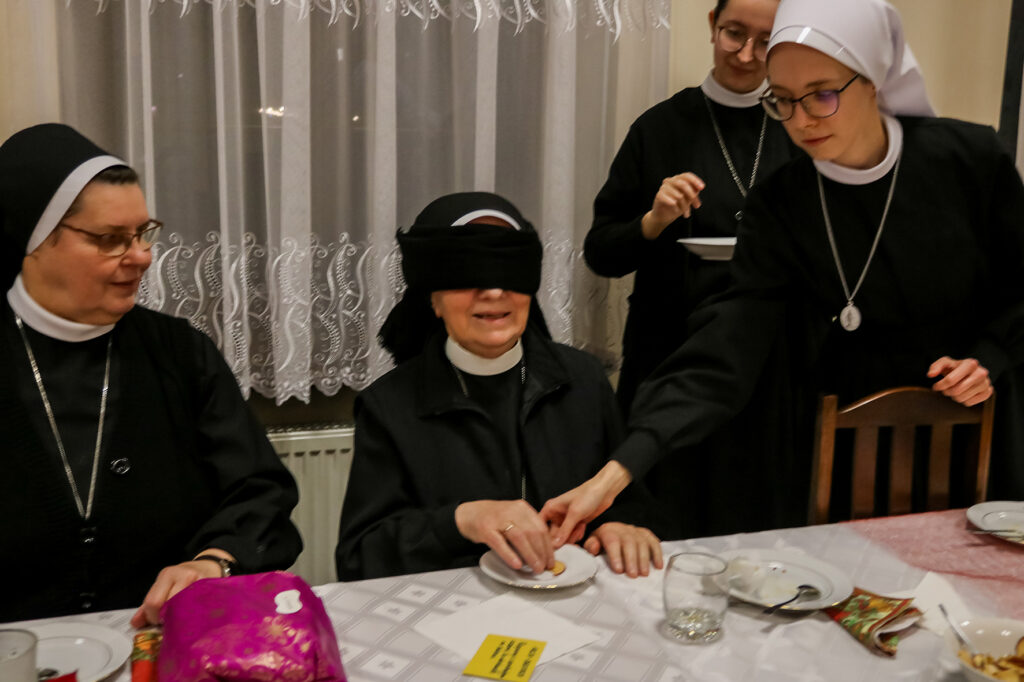 WIGILIA W DOMU GENERALNYM Z życia Zgromadzenia