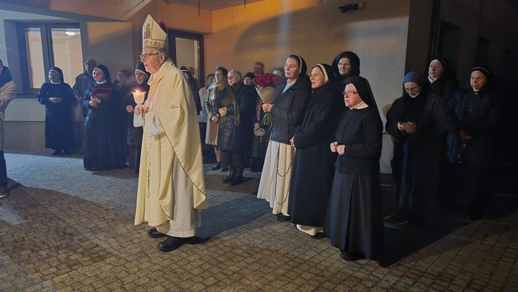 NAWIEDZENIE MATKI BOŻEJ Z życia Zgromadzenia NAWIEDZENIE MATKI BOŻEJ