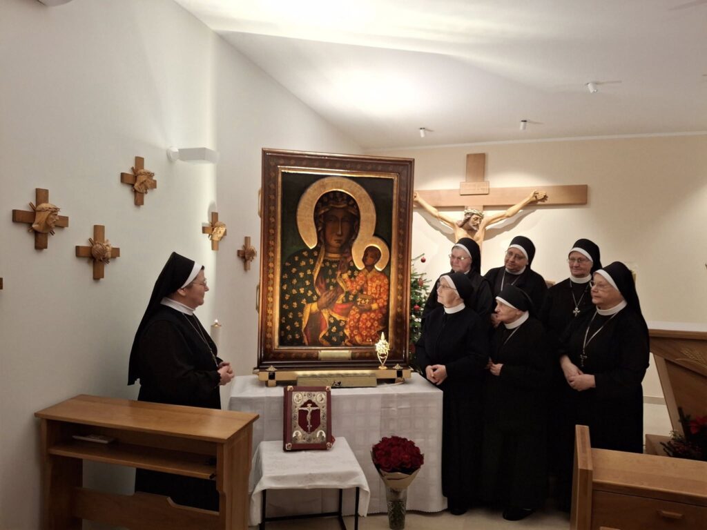 NAWIEDZENIE MATKI BOŻEJ Z życia Zgromadzenia NAWIEDZENIE MATKI BOŻEJ Z życia Zgromadzenia