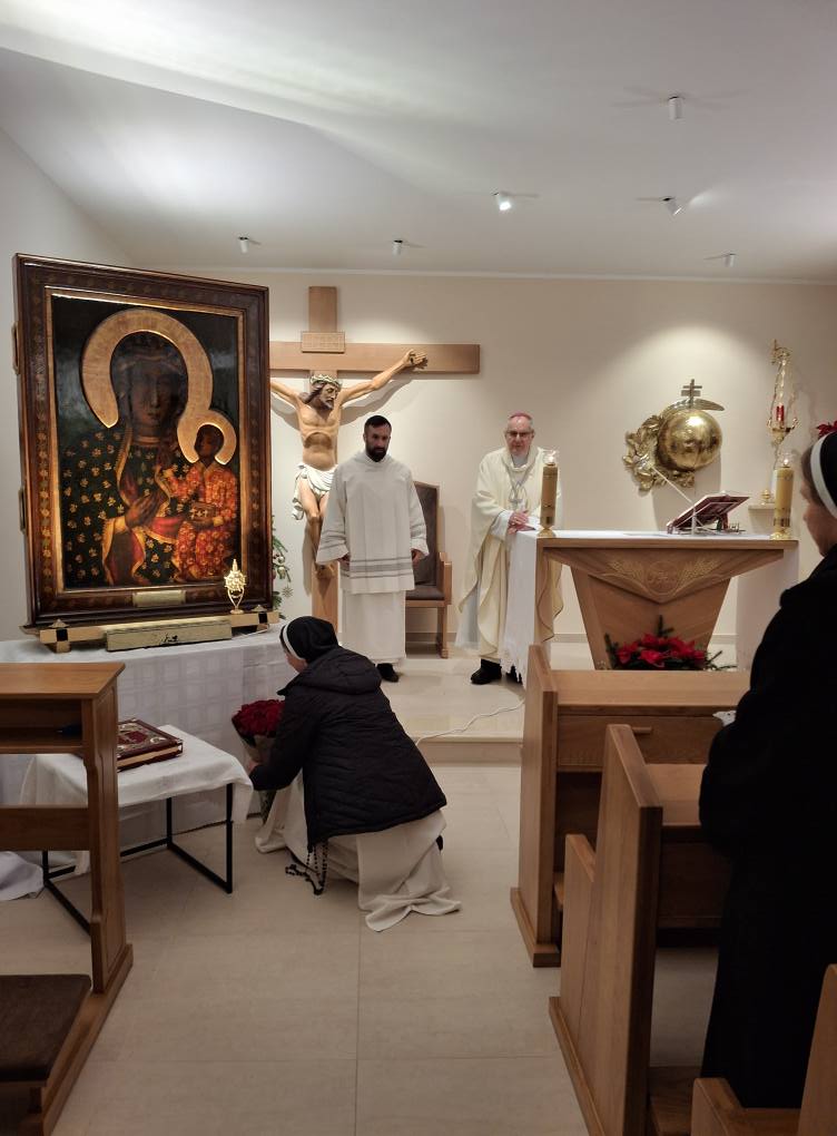 NAWIEDZENIE MATKI BOŻEJ Z życia Zgromadzenia NAWIEDZENIE MATKI BOŻEJ Z życia Zgromadzenia