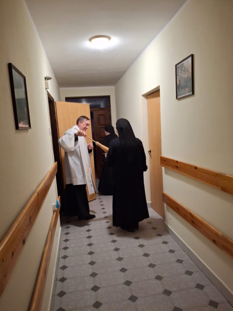 WIZYTA DUSZPASTERSKA W BETAŃSKICH WSPÓLNOTACH Z życia Zgromadzenia WIZYTA DUSZPASTERSKA W BETAŃSKICH WSPÓLNOTACH Z życia Zgromadzenia