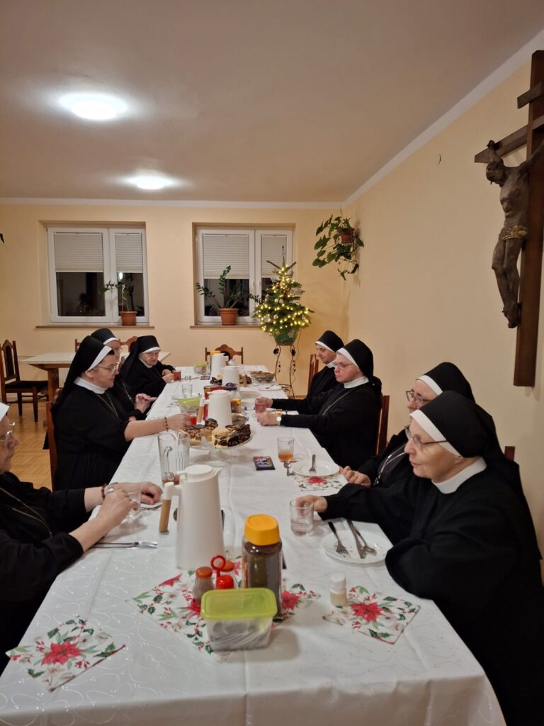 WIZYTA DUSZPASTERSKA W BETAŃSKICH WSPÓLNOTACH Z życia Zgromadzenia WIZYTA DUSZPASTERSKA W BETAŃSKICH WSPÓLNOTACH Z życia Zgromadzenia