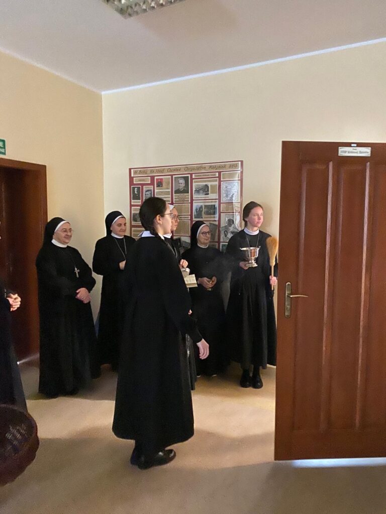 WIZYTA DUSZPASTERSKA W BETAŃSKICH WSPÓLNOTACH Z życia Zgromadzenia WIZYTA DUSZPASTERSKA W BETAŃSKICH WSPÓLNOTACH Z życia Zgromadzenia