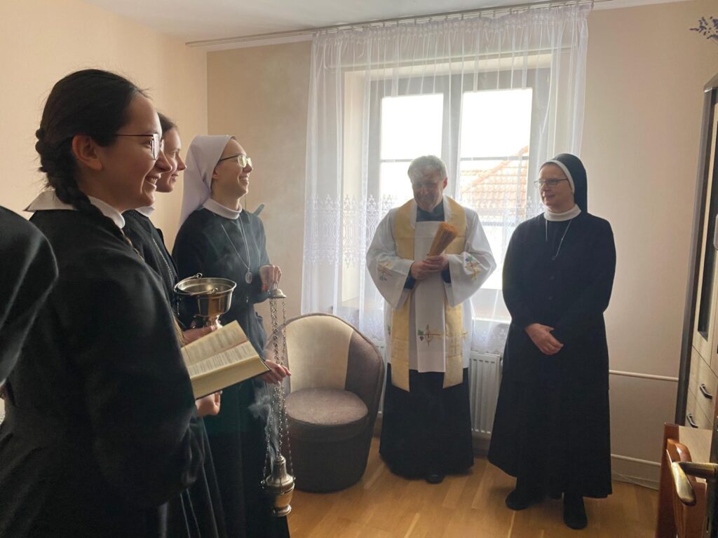 WIZYTA DUSZPASTERSKA W BETAŃSKICH WSPÓLNOTACH Z życia Zgromadzenia WIZYTA DUSZPASTERSKA W BETAŃSKICH WSPÓLNOTACH Z życia Zgromadzenia