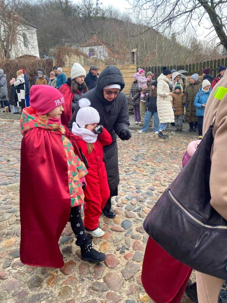 ORSZAK TRZECH KRÓLI Życie postulatu i nowicjatu