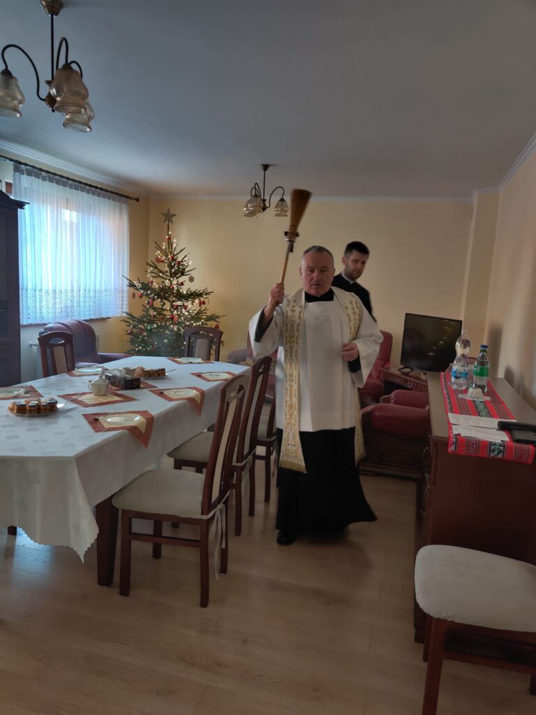 WIZYTA DUSZPASTERSKA W BETAŃSKICH WSPÓLNOTACH Z życia Zgromadzenia WIZYTA DUSZPASTERSKA W BETAŃSKICH WSPÓLNOTACH Z życia Zgromadzenia