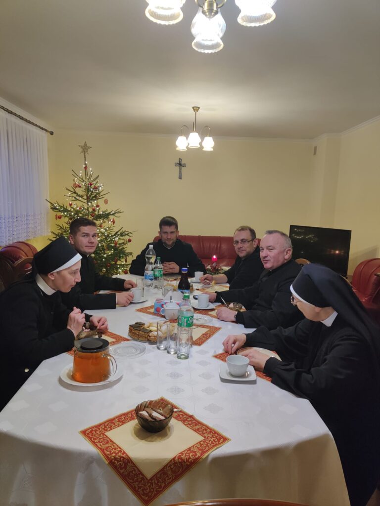 WIZYTA DUSZPASTERSKA W BETAŃSKICH WSPÓLNOTACH Z życia Zgromadzenia WIZYTA DUSZPASTERSKA W BETAŃSKICH WSPÓLNOTACH Z życia Zgromadzenia