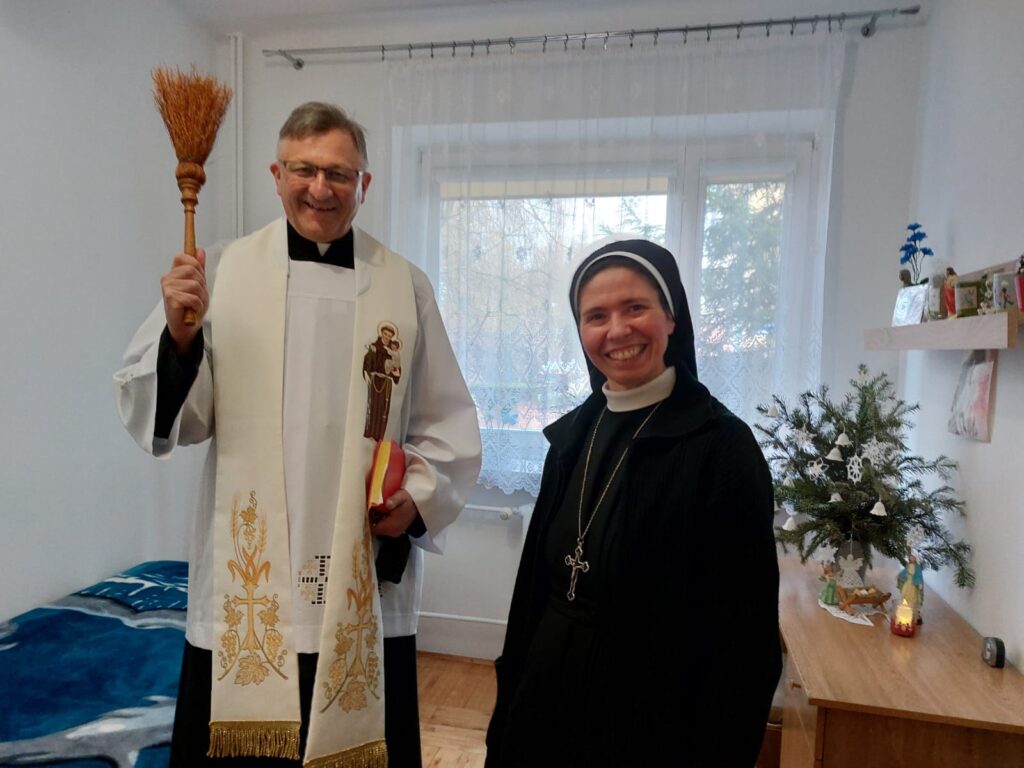 WIZYTA DUSZPASTERSKA W BETAŃSKICH WSPÓLNOTACH Z życia Zgromadzenia WIZYTA DUSZPASTERSKA W BETAŃSKICH WSPÓLNOTACH Z życia Zgromadzenia