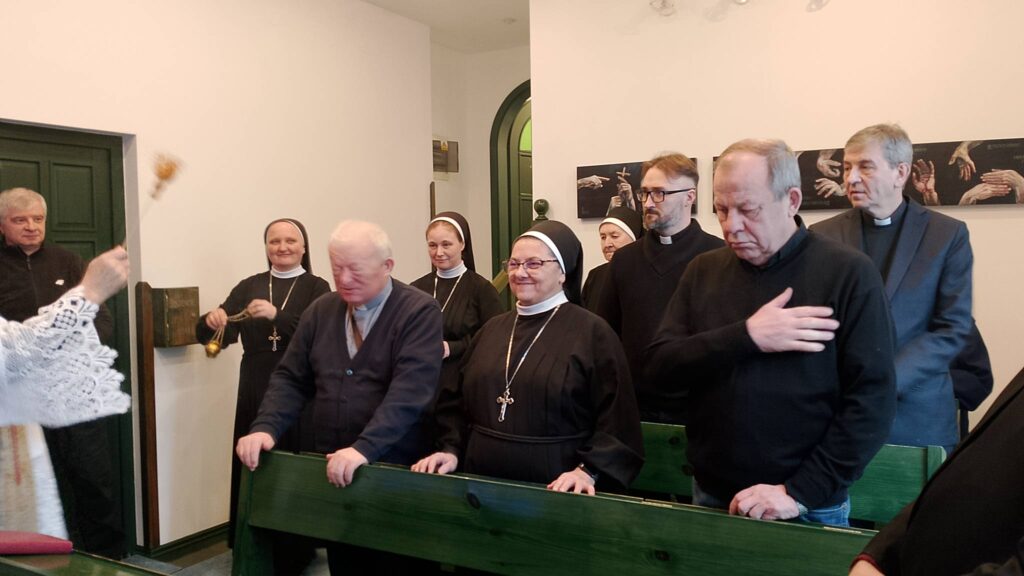 WIZYTA DUSZPASTERSKA W BETAŃSKICH WSPÓLNOTACH Z życia Zgromadzenia WIZYTA DUSZPASTERSKA W BETAŃSKICH WSPÓLNOTACH Z życia Zgromadzenia