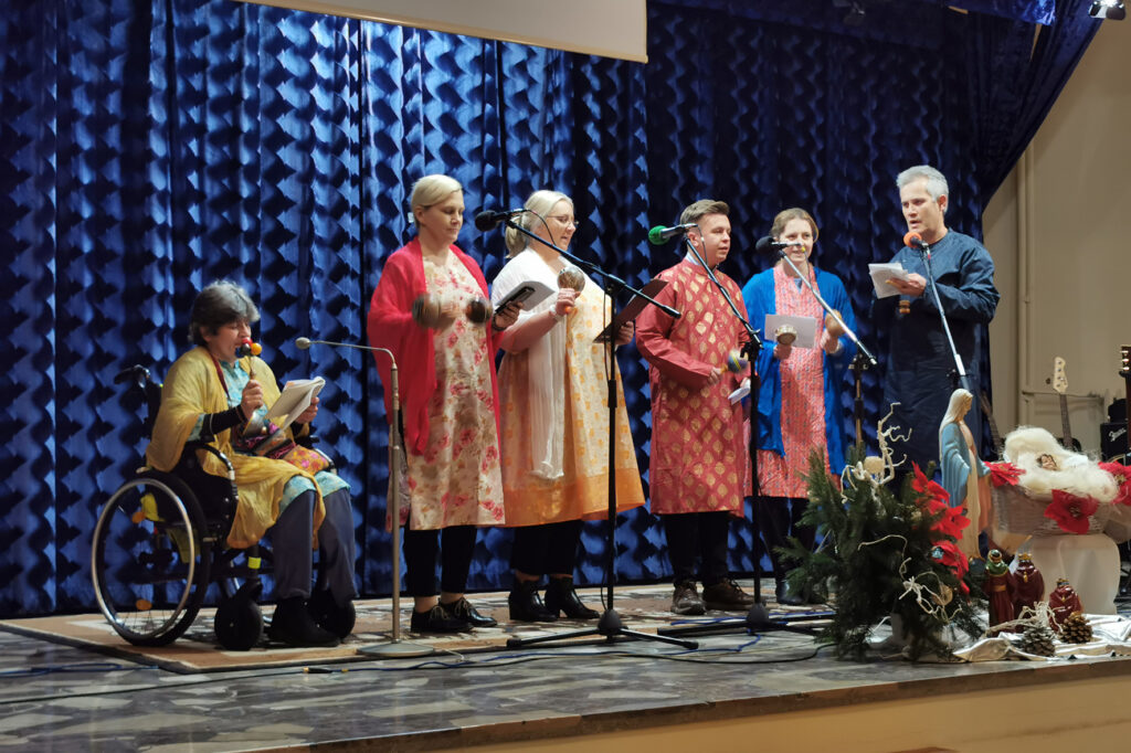 KOLĘDOWANIE PARAFIALNE Apostolstwo Sióstr KOLĘDOWANIE PARAFIALNE Apostolstwo Sióstr