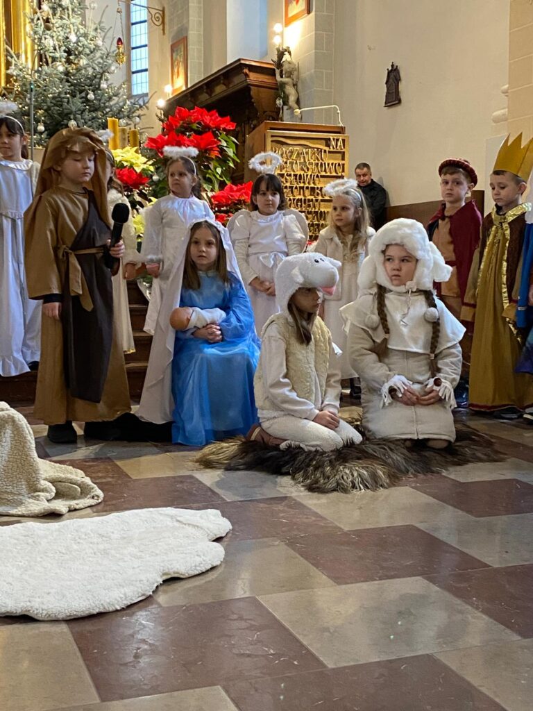 KOLĘDOWANIE W KAZIMIERZU DOLNYM Apostolstwo Sióstr KOLĘDOWANIE W KAZIMIERZU DOLNYM Apostolstwo Sióstr