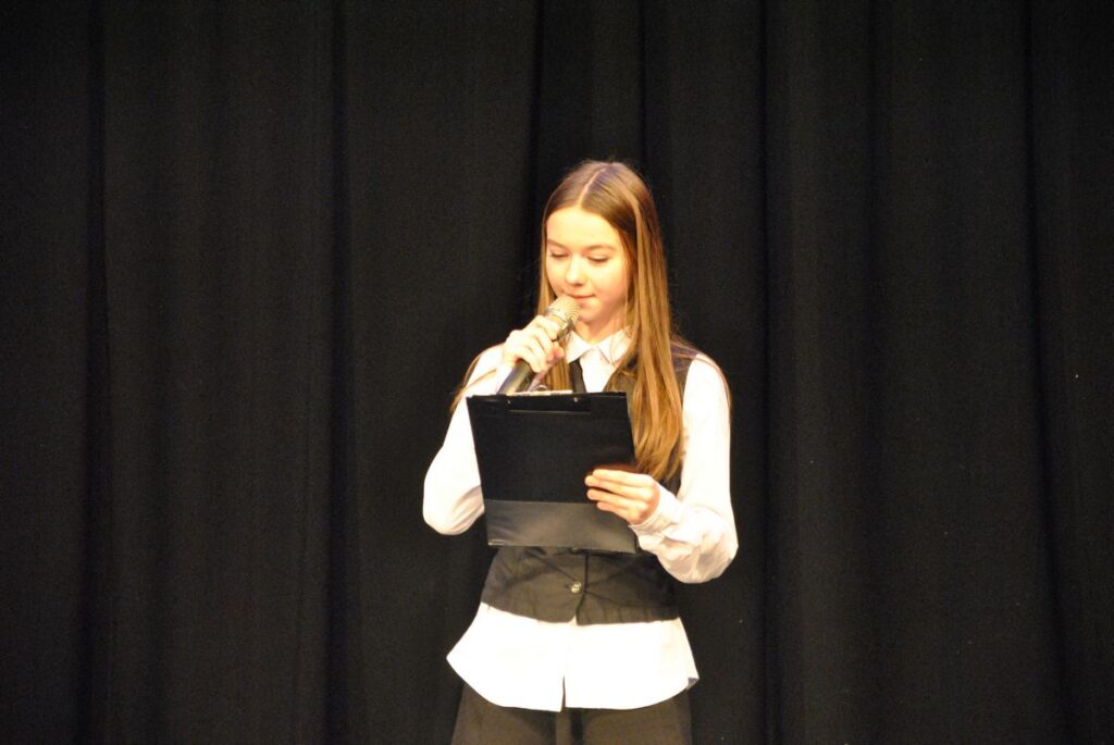 JASEŁKA W OPOLU LUBELSKIM Apostolstwo Sióstr JASEŁKA W OPOLU LUBELSKIM Apostolstwo Sióstr