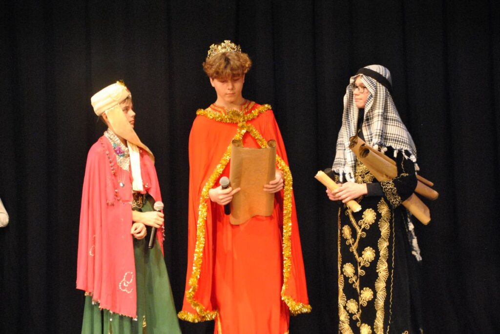 JASEŁKA W OPOLU LUBELSKIM Apostolstwo Sióstr JASEŁKA W OPOLU LUBELSKIM Apostolstwo Sióstr