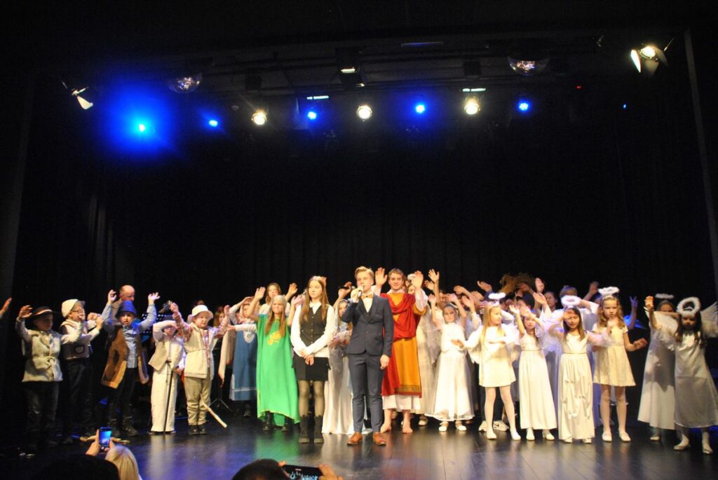 JASEŁKA W OPOLU LUBELSKIM Apostolstwo Sióstr JASEŁKA W OPOLU LUBELSKIM Apostolstwo Sióstr