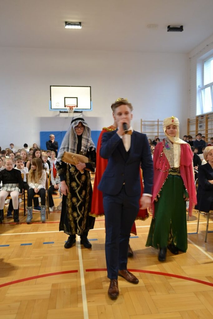 JASEŁKA W OPOLU LUBELSKIM Apostolstwo Sióstr JASEŁKA W OPOLU LUBELSKIM Apostolstwo Sióstr