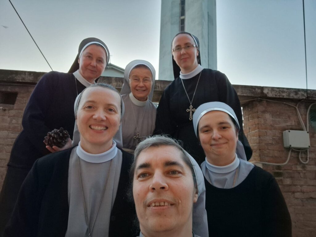 PIELGRZYMKA KRAJÓW SKANDYNAWSKICH Apostolstwo Sióstr