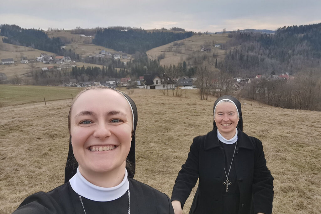 NIEDZIELA KAPŁAŃSKA W PONICACH Betańska Misja Wspierania Kapłanów NIEDZIELA KAPŁAŃSKA W PONICACH Betańska Misja Wspierania Kapłanów