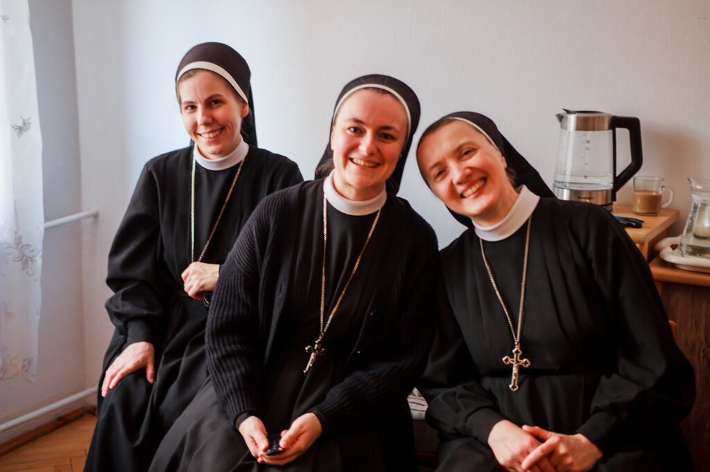 ZIMOWY ZJAZD SIÓSTR JUNIORYSTEK Juniorat ZIMOWY ZJAZD SIÓSTR JUNIORYSTEK Juniorat