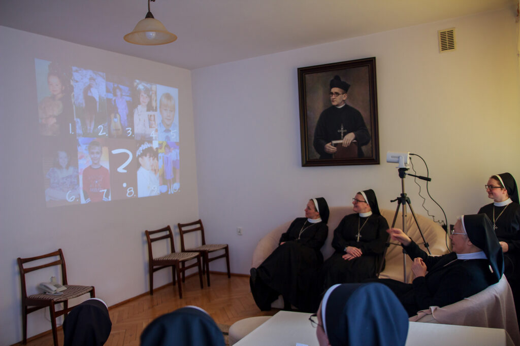 ZIMOWY ZJAZD SIÓSTR JUNIORYSTEK Juniorat ZIMOWY ZJAZD SIÓSTR JUNIORYSTEK Juniorat