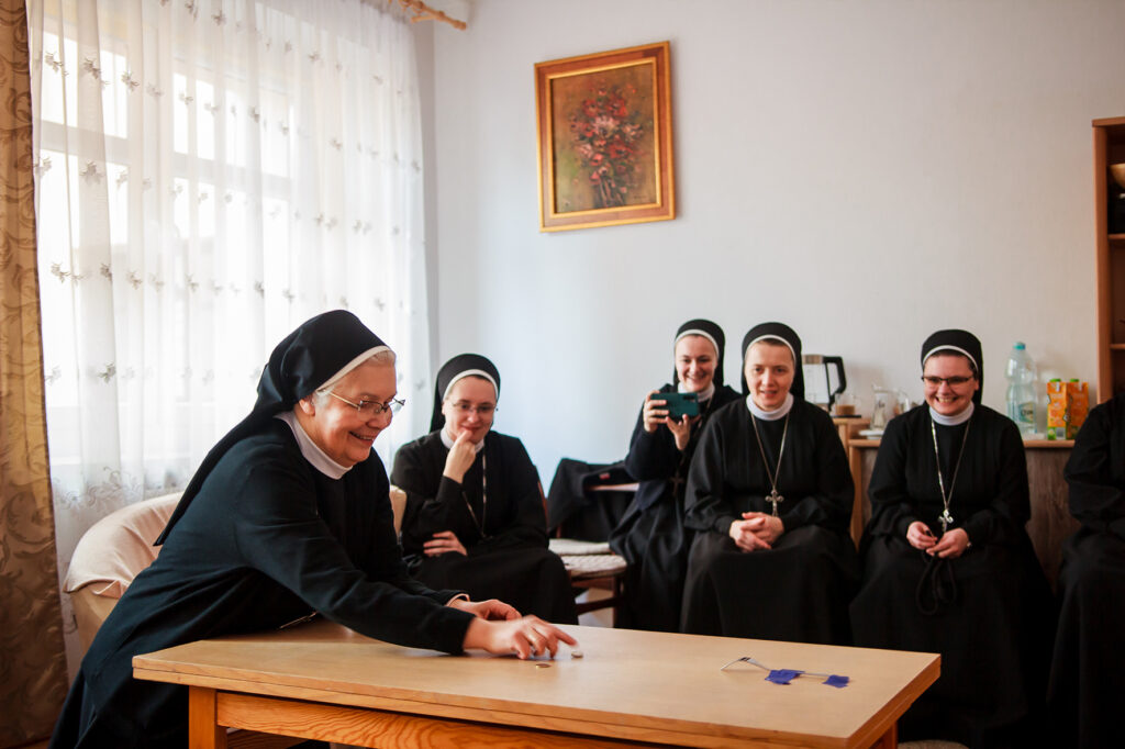 ZIMOWY ZJAZD SIÓSTR JUNIORYSTEK Juniorat ZIMOWY ZJAZD SIÓSTR JUNIORYSTEK Juniorat