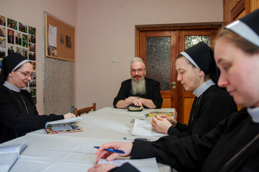 ZIMOWY ZJAZD SIÓSTR JUNIORYSTEK Juniorat ZIMOWY ZJAZD SIÓSTR JUNIORYSTEK Juniorat